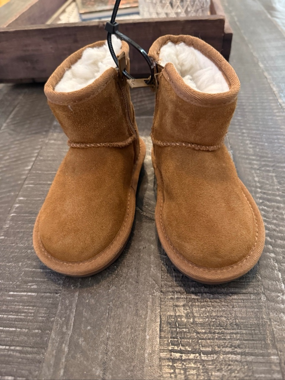 Ugg Toddler Brown Suede Shearling Lined Boots size 6